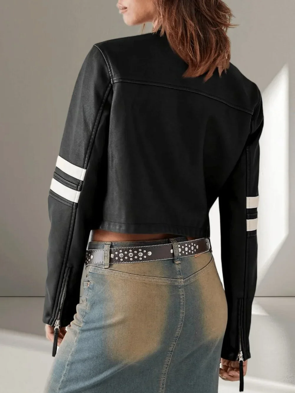 black Casual Women's  Zip Up Stand Collar Cropped Faux Leather Jacket - Picture 4 of 5
